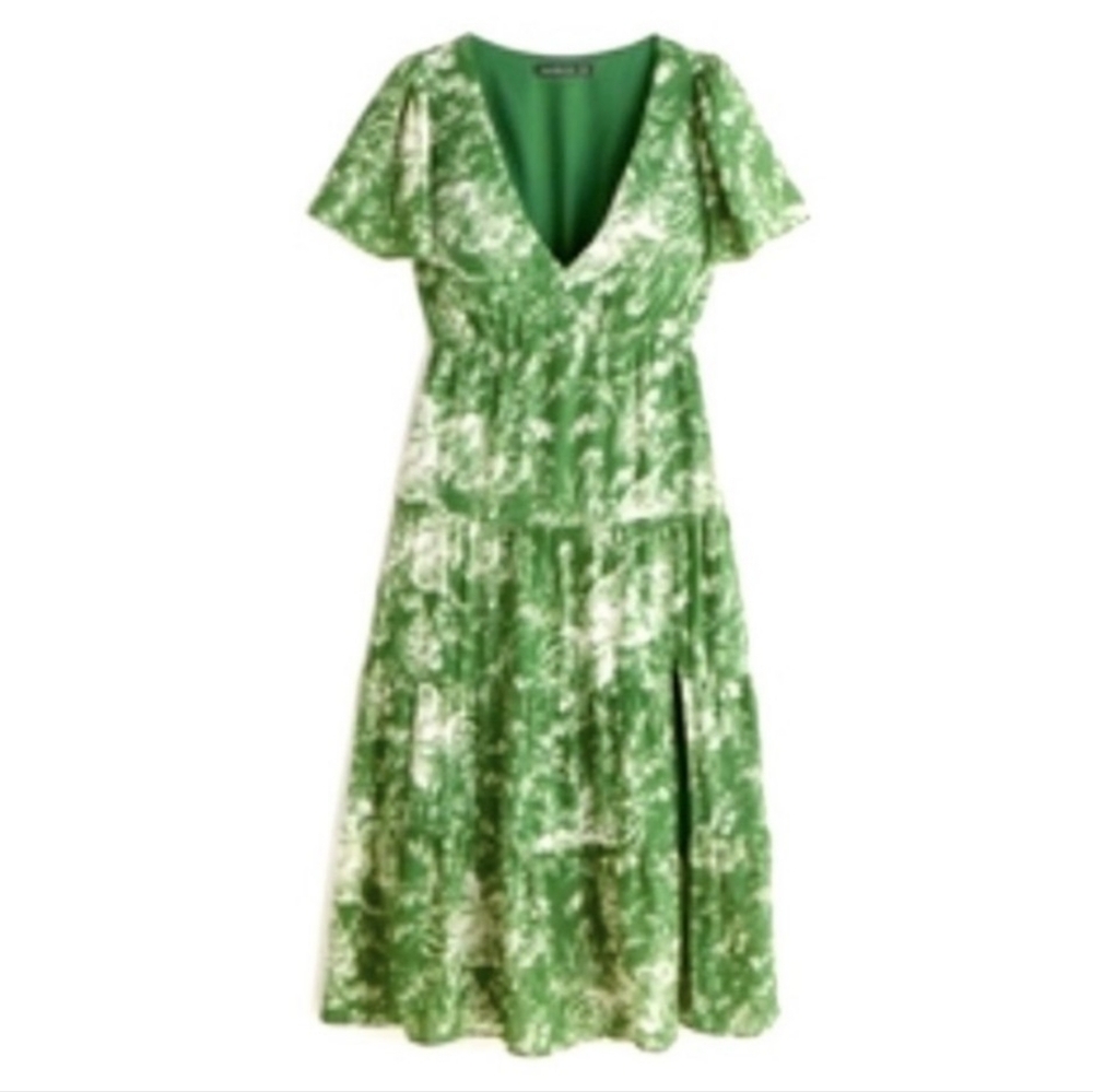 NWT Abercrombie Women's Green Floral Short-Sleeve Tiered Midi Dress Size M